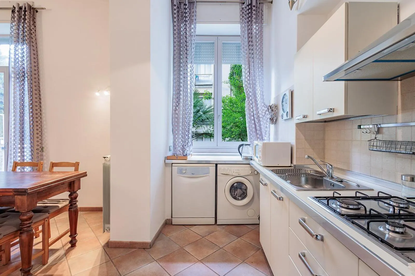 شقة Four Trees Garden House بيرغامو